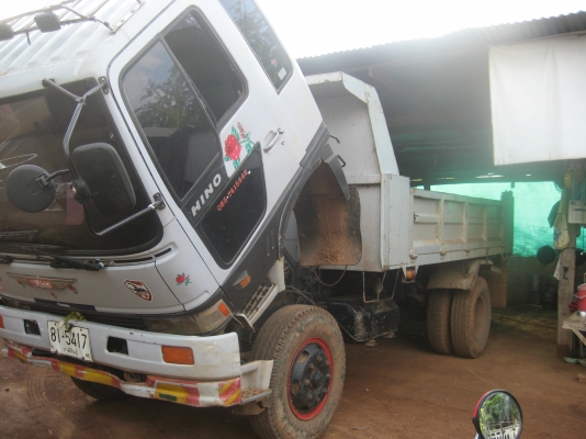 HINO  ไฮเทค เครื่อง 165 แรง  765,000 บาท // ลด 735,000 บาท