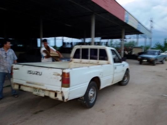 มังกรทอง ยอมประหยัด  เครืื่ง90hp หน้าตาเดิมๆ ขับทุกวัน 99000