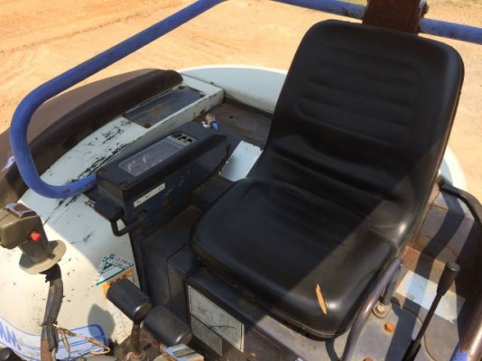 ขายรถแบคโฮ MITSUBISHI MM40CR-2 คอลโทรลน้ำมัน ปั้มนิ้ว นำเข้าจากญี่ปุ่น มีVDOการทำงาน