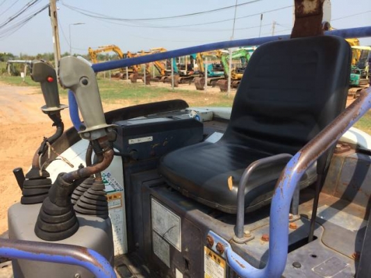 ขายรถแบคโฮ MITSUBISHI MM40CR-2 คอลโทรลน้ำมัน ปั้มนิ้ว นำเข้าจากญี่ปุ่น มีVDOการทำงาน