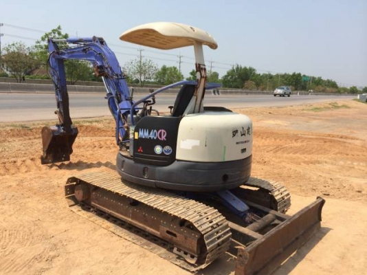 ขายรถแบคโฮ MITSUBISHI MM40CR-2 คอลโทรลน้ำมัน ปั้มนิ้ว นำเข้าจากญี่ปุ่น มีVDOการทำงาน