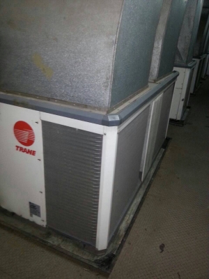 ขายแอร์ train ขนาด 10-15 ตัน ตู้เเพ็คเก็ต ขายแอร์ train ขนาด 10-15 ตัน ตู้เเพ็คเก็ต