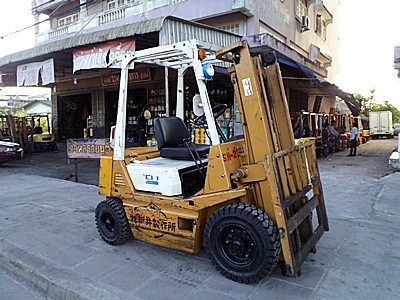 ขายรถยกTCM 2 ตัน (รุ่น15) เครื่องเบนซิน กระบอกคู่ เสาสูง 3 เมตร ยางตันใหม่ พวงมาลัยเพาเว่อร์ สีเดิมจากนอก นำเข้าจากญี่ปุ่น ใช้งานได้ทันที ราคา 170000 ขายรถยกTCM 2 ตัน (รุ่น15) เครื่องเบนซิน กระบอกคู่ เสาสูง 3 เมตร ยางตันใหม่ พวงมาลัยเพาเว่อร์ สีเดิมจากนอก นำเข้าจากญี่ปุ่น ใช้งานได้ทันที ราคา 170000