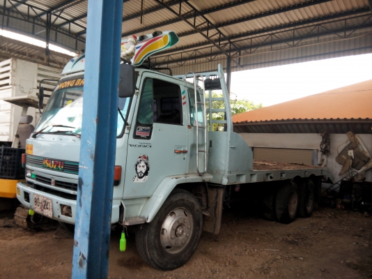 ขายรถ 10 ล้อเทเลอร์ ISUZU ROCKY 175 แรงม้า 2 เพลาสโลว์กลาง ราคา 700000