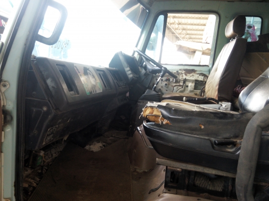 ขายรถ 10 ล้อเทเลอร์ ISUZU ROCKY 175 แรงม้า 2 เพลาสโลว์กลาง ราคา 700000