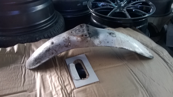 ขายบังโคลนหน้า sl125 1950 บาท ขายบังโคลนหน้า sl125 1950 บาท