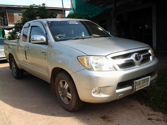 TOYOTA VIGO 2.5G แอร์แบคคู่ ตัวทอป ปี49 วิ่งน้อยครับ