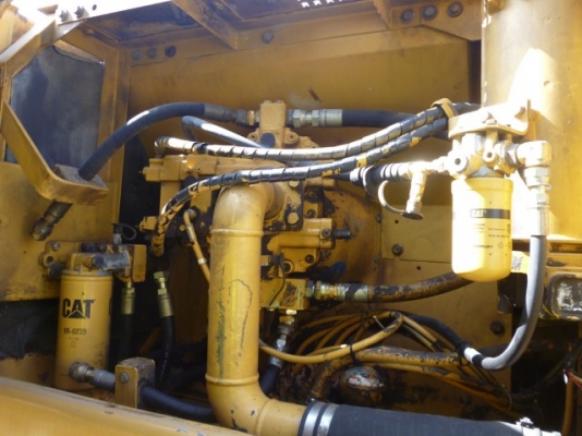 ขายรถขุด CAT sizeใหญ่มีลายหัวเจาะพร้อม นำเข้าจากญี่ปุ่น