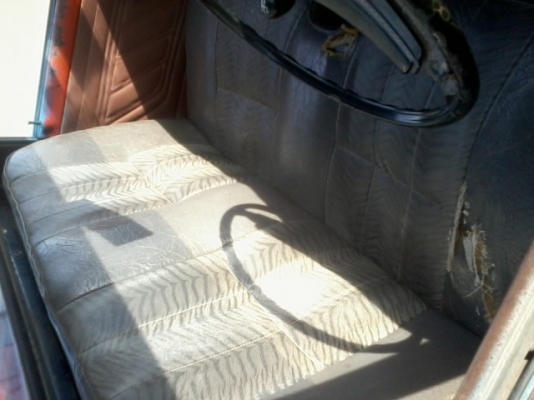 ขายรถมาสด้าน้อย 1400 c.c.สภาพพร้อมใช้ ติดแก็ส ประหยัดสุดๆๆ