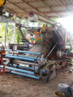 มีใครสนใจรถเกี่ยว หมูการช่าง เครื่อง260 ช่วงล่าง12ปั๊ม23 มีใครสนใจรถเกี่ยว หมูการช่าง เครื่อง260 ช่วงล่าง12ปั๊ม23