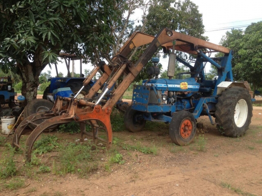 ขายรถคีบ Ford 6600T5พร้อมใช้งาน