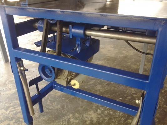 ขายแท่นตัดอลูมิเนียมมือสอง ขายแท่นตัดอลูมิเนียมมือสอง