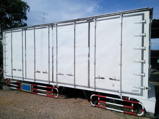 * ขาย *   ตู้แห้ง 10 บาน  ไม่มีเสากลาง  * ยาว 7.20 ม. *  สภาพสวย_พร้อมใช้งาน   *  ( พร้อมติดตั้ง )  ตู้.มีหลายลูก