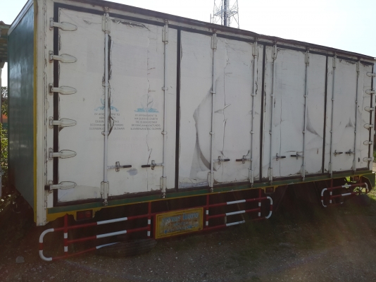 * ขาย *   ตู้แห้ง 10 บาน  ไม่มีเสากลาง  * ยาว 7.20 ม. *  สภาพสวย_พร้อมใช้งาน   *  ( พร้อมติดตั้ง )  ตู้.มีหลายลูก