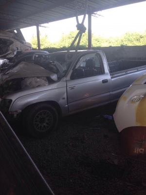 ซากโตโยต้าD4Dช่วงยาว เพลาลอย เล่มโอนลอยปี 03 เเยกขายเป็นอะไหลทุกอย่าง ซากโตโยต้าD4Dช่วงยาว เพลาลอย เล่มโอนลอยปี 03 เเยกขายเป็นอะไหลทุกอย่าง