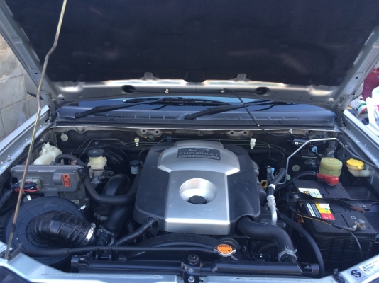 ขายด่วน CHEVROLETพร้อมใช้งาน..ขายถูกมาก. สภาพสวยมากๆCHEVROLET, COLORADO 2.5 EXTENDED CAB LS ปี 2005 เกียร์ธรรมดา สีบอนร์เงิน วิ่งน้อย รถสวย  เซ็นทรัลล็อก เครื่องช่วงล่างแน่น ขับดี ราคาต่อลองได้