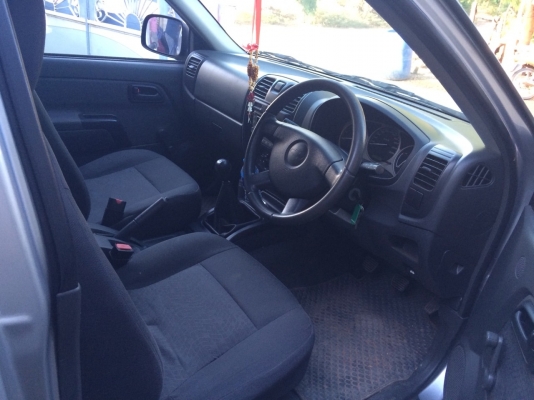 ขายด่วน CHEVROLETพร้อมใช้งาน..ขายถูกมาก. สภาพสวยมากๆCHEVROLET, COLORADO 2.5 EXTENDED CAB LS ปี 2005 เกียร์ธรรมดา สีบอนร์เงิน วิ่งน้อย รถสวย  เซ็นทรัลล็อก เครื่องช่วงล่างแน่น ขับดี ราคาต่อลองได้