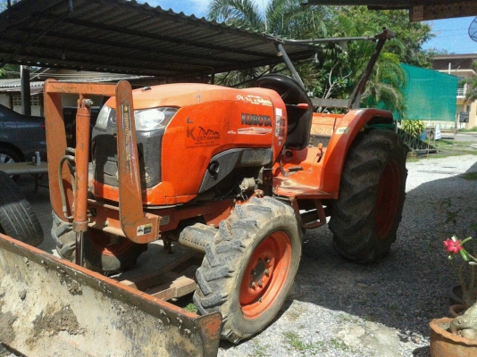 ขายรถไถ KUBOTA L4708 พร้อมดันหน้า รถไร่สภาพเดิมๆไม่ได้ทำสีใหม่ พร้อมใช้งาน