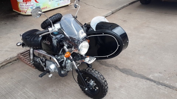 มาอีกแล้วคับ GORILLA SIDECAR 110 cc...เครื่องดี มีสตาทมือ ขับปกติคับ สวยๆคับ ราคา 39000 บาท สนใจติดต่อ 081-0578282 คับ พร้อมส่งทั่วไทยคับ POP BIGBIKE SAKONNAKHON.....