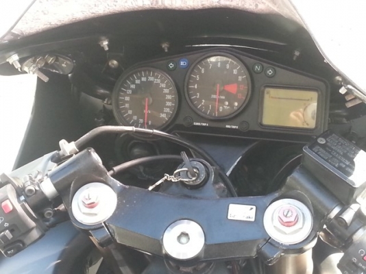 ขาย ZX12R ปี2001 รถสวยๆพร้อมใช้คับเครื่องดีมากท่อแต่งเสียงโหดๆเสียสรรพสามิตรแล้ว