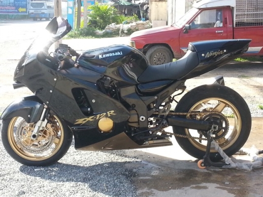 ขาย ZX12R ปี2001 รถสวยๆพร้อมใช้คับเครื่องดีมากท่อแต่งเสียงโหดๆเสียสรรพสามิตรแล้ว