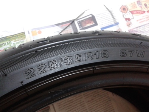 ยาง,225-35-18 Bridgestone Potenza S001 สวยสี่เส้น 6,800 แยกคู่ได้