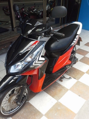 ขายถูก Honda Click - i ปี 2554 ลายสตีท เป็นลายสุดท้าย รถสวยคุณภาพดี ประหยัดน้ำมัน ขายถูก Honda Click - i ปี 2554 ลายสตีท เป็นลายสุดท้าย รถสวยคุณภาพดี ประหยัดน้ำมัน