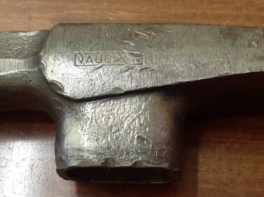 ขายหัวค้อนหงอนจอบ Vintage Vaughan