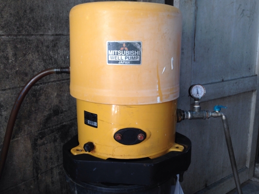 ขายปั้มน้ำอัตโนมัติ Mitsubishi 200 W สภาพสวย ตรวจเช็คแรงดันเรียบร้อยแล้ว ไม่มีรั่วซึม พร้อมใช้งาน