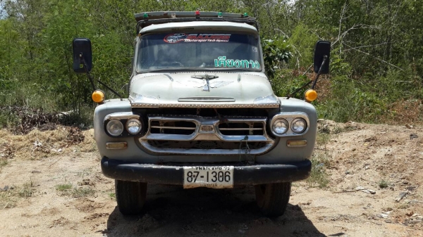 หกล้อดั้มหัวยาว ISUZU เครื่อง 6BB เฟื้องท้ายฟูโซ่