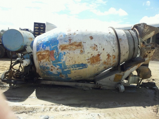 ลูกโม่ปั้มตรง 6คิวใช้งานปกติ ยกลงจากรถ CPAC