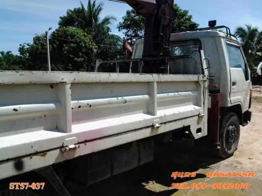 ขายด่วน รถบรรทุก 6 ล้อ TOYOTA 120 แรง ติดเครน UNIC 3 ตัน สภาพพร้อมใช้งาน ราคาสุดคุ้ม