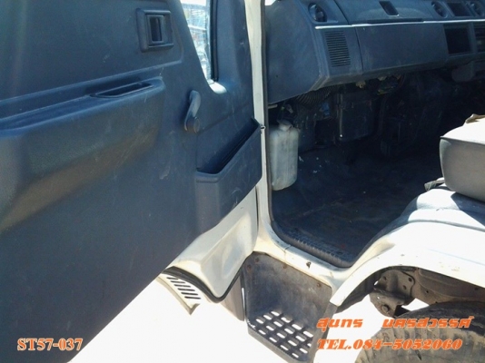 ขายด่วน รถบรรทุก 6 ล้อ TOYOTA 120 แรง ติดเครน UNIC 3 ตัน สภาพพร้อมใช้งาน ราคาสุดคุ้ม