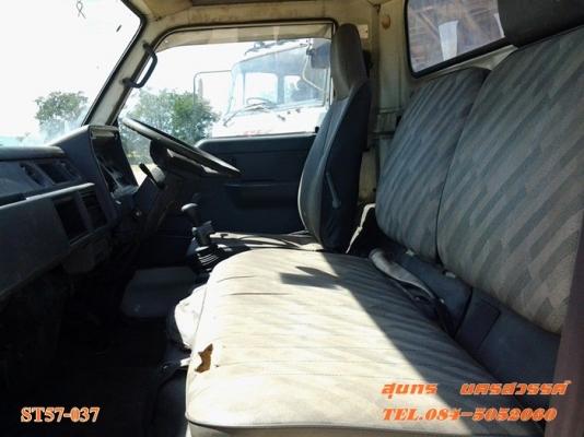 ขายด่วน รถบรรทุก 6 ล้อ TOYOTA 120 แรง ติดเครน UNIC 3 ตัน สภาพพร้อมใช้งาน ราคาสุดคุ้ม