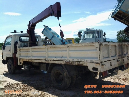 ขายด่วน รถบรรทุก 6 ล้อ TOYOTA 120 แรง ติดเครน UNIC 3 ตัน สภาพพร้อมใช้งาน ราคาสุดคุ้ม