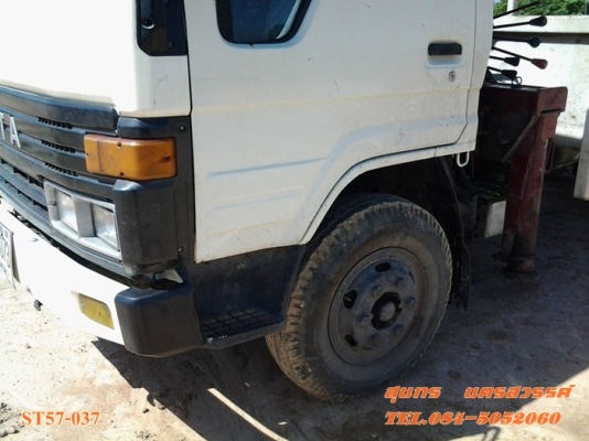 ขายด่วน รถบรรทุก 6 ล้อ TOYOTA 120 แรง ติดเครน UNIC 3 ตัน สภาพพร้อมใช้งาน ราคาสุดคุ้ม