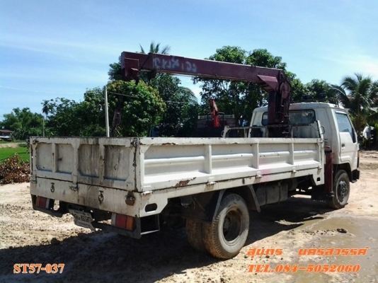 ขายด่วน รถบรรทุก 6 ล้อ TOYOTA 120 แรง ติดเครน UNIC 3 ตัน สภาพพร้อมใช้งาน ราคาสุดคุ้ม