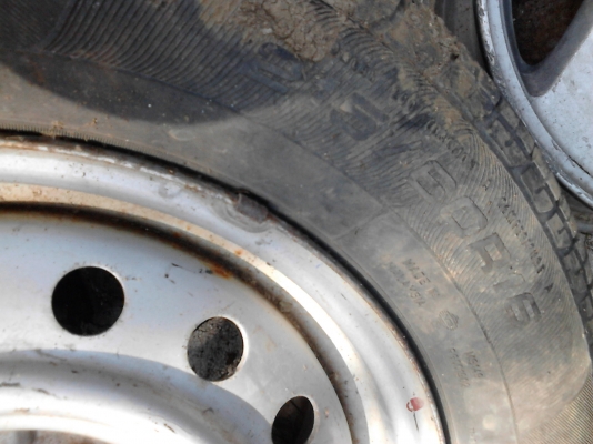 ล้อกะทะ ขอบ 16  ขนาด 5 รู  TOYOTA   215/60R16 TEL.081-427-3941