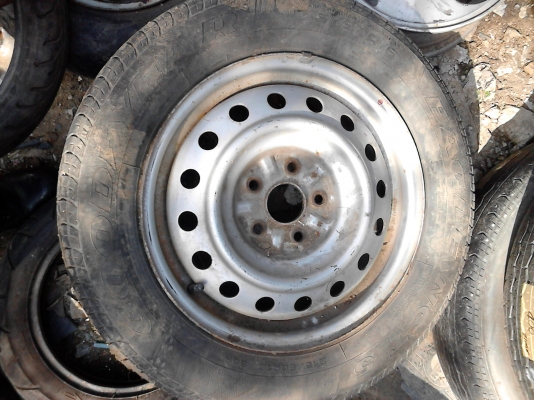 ล้อกะทะ ขอบ 16  ขนาด 5 รู  TOYOTA   215/60R16 TEL.081-427-3941