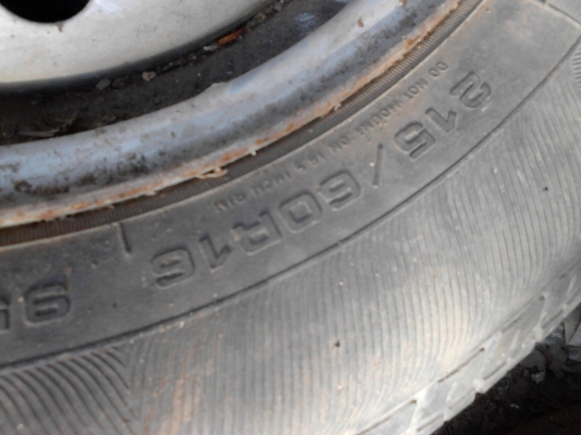 ล้อกะทะ ขอบ 16  ขนาด 5 รู  TOYOTA   215/60R16 TEL.081-427-3941