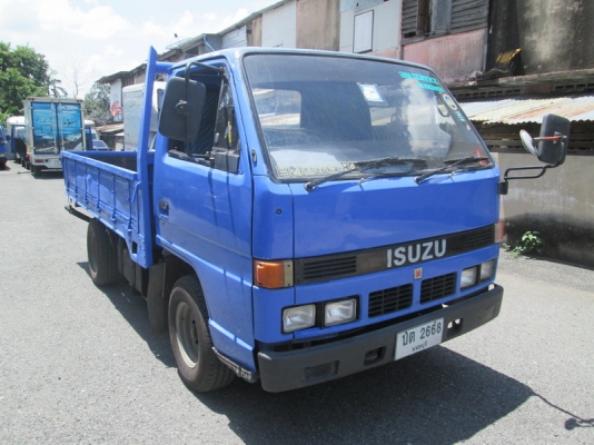 ขาย Isuzu NKR 4ล้อไม่ติดเวลา 88แรง รถห้าง ปี94.