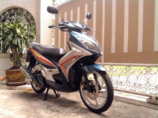 ขออนุญาติขาย Yamaha Nouvo Elegance 135 cc. ตัว TOP ล้อแม็กแท้ โอนให้ฟรีครับ