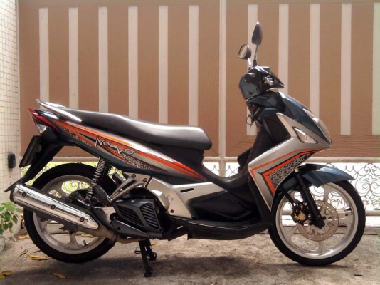 ขออนุญาติขาย Yamaha Nouvo Elegance 135 cc. ตัว TOP ล้อแม็กแท้ โอนให้ฟรีครับ