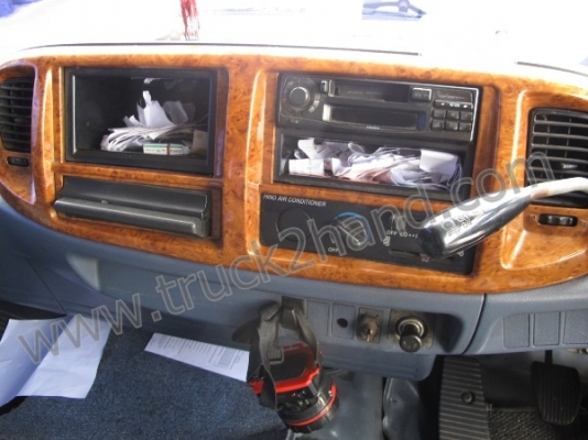 รถ HINO หัวลาก รุ่น FM2PK