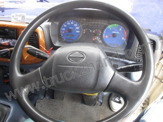 รถ HINO หัวลาก รุ่น FM2PK