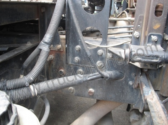 รถ HINO หัวลาก รุ่น FM2PK