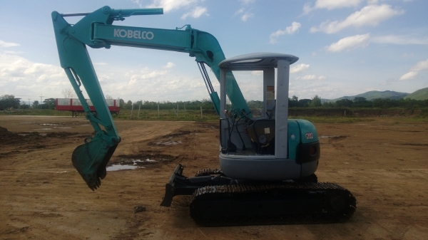 ขายรถขุดเก่านอก KOBELCO SK50UR  084-4873923