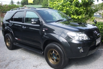 ขายฟอร์จูนเนอร์ แต่งสวย มือเดียว ราคาโดนๆ