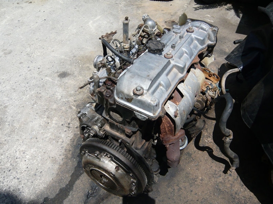 ขายเครื่องยนต์ดีเซล TOYOTA 2L 2.45