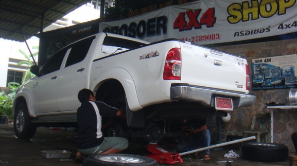 ช่วงล่างรถกระบะ Vigo by Shock ProFenDer